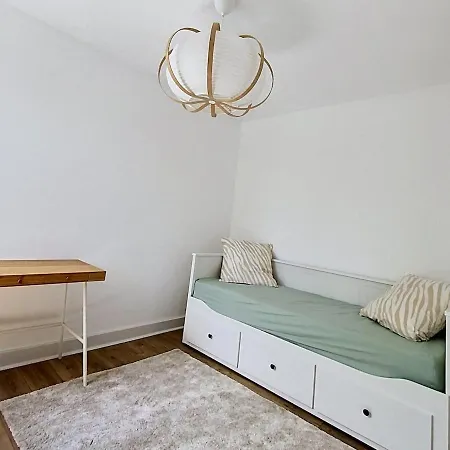 Appartement Calme Et Rénové à Cholet