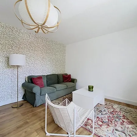 Calme Et Rénové à Appartement